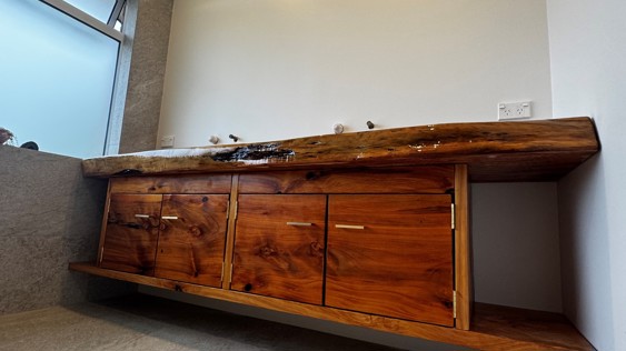 Tony Gifford @Slabstudiosnz